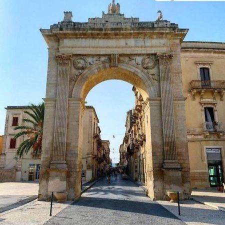 Piccola Casetta In Pieno Centro Villa Noto Ngoại thất bức ảnh