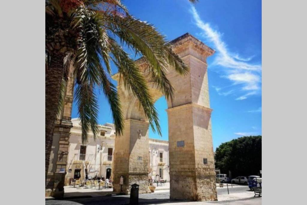 Piccola Casetta In Pieno Centro Villa Noto Ngoại thất bức ảnh